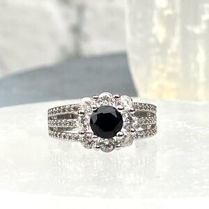 Vintage Flower Black Glass Rhinestone Flower Ring Wedding Ring Alt